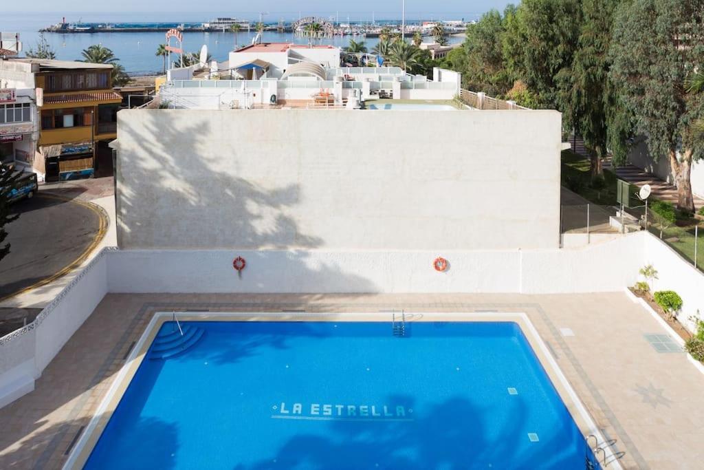 Vivienda Vacacional Rosaini Los Cristianos  Esterno foto
