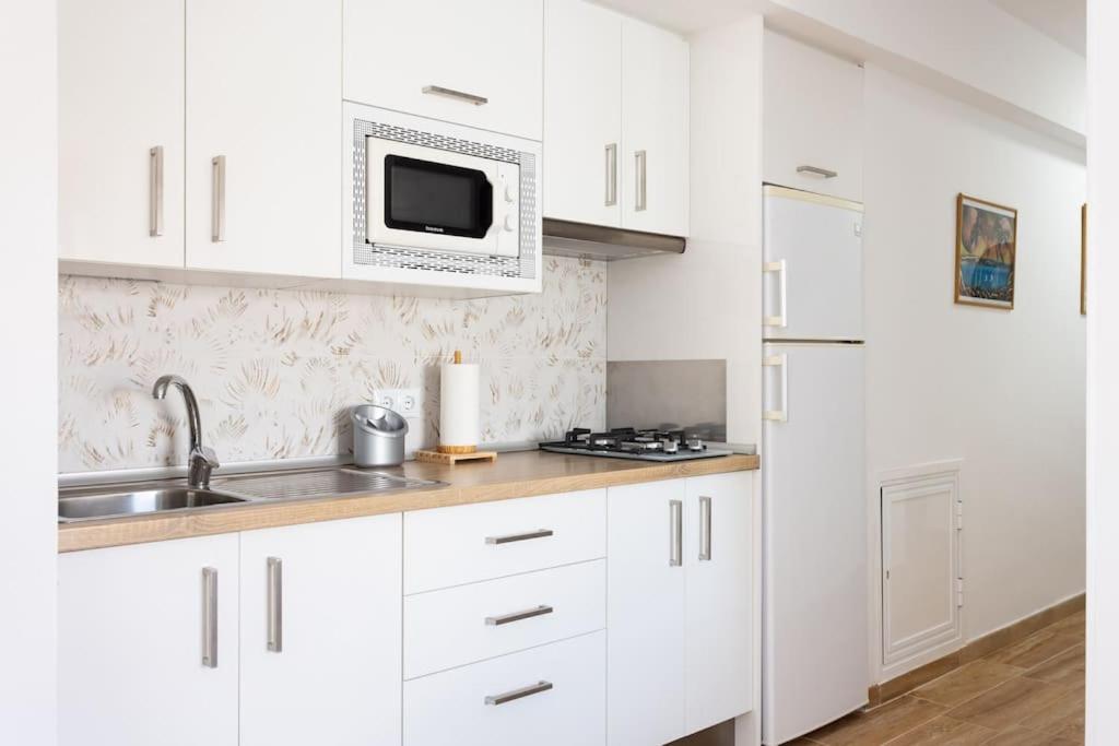 Vivienda Vacacional Rosaini Los Cristianos  Esterno foto